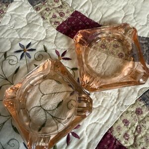 Vintage Pink Depression Adam Glass Starburst Design Ashtray Jeannette Art Deco